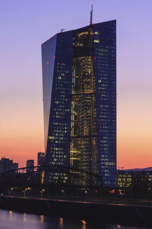 Nuovi Segnali di Apertura della BCE al Taglio dei Tassi a Partire da Giugno: Cosa Significa per l'Economia Europea?