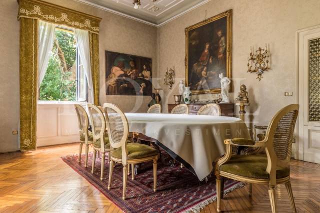 Salone