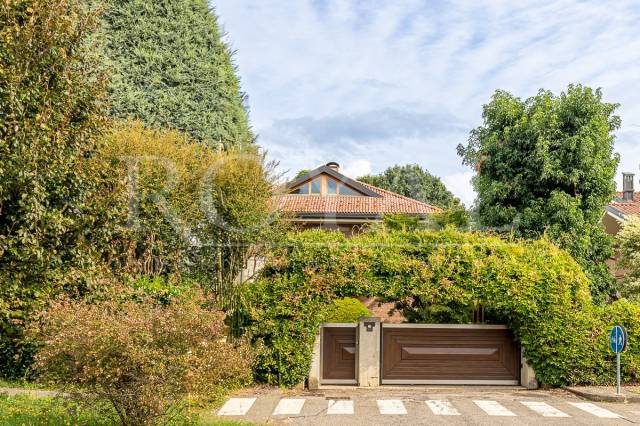 Villa | Via Louis Pasteur, Vimercate